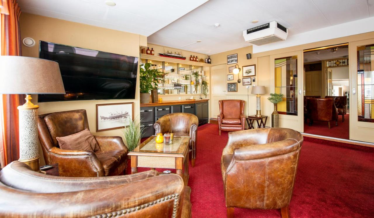 Hotel Strandhotel De Vassy 3*